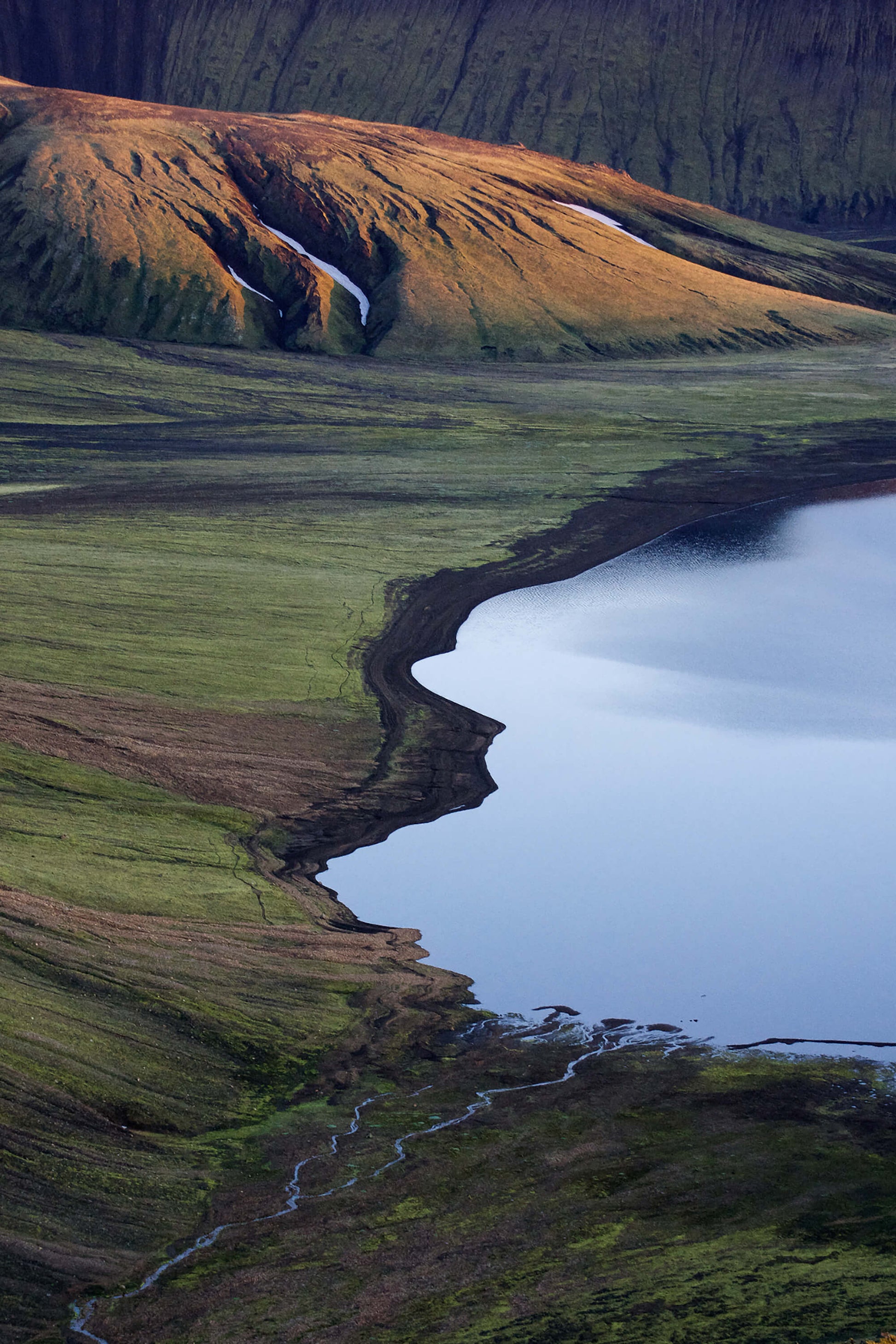 Edge of a lake in the highlands of Iceland